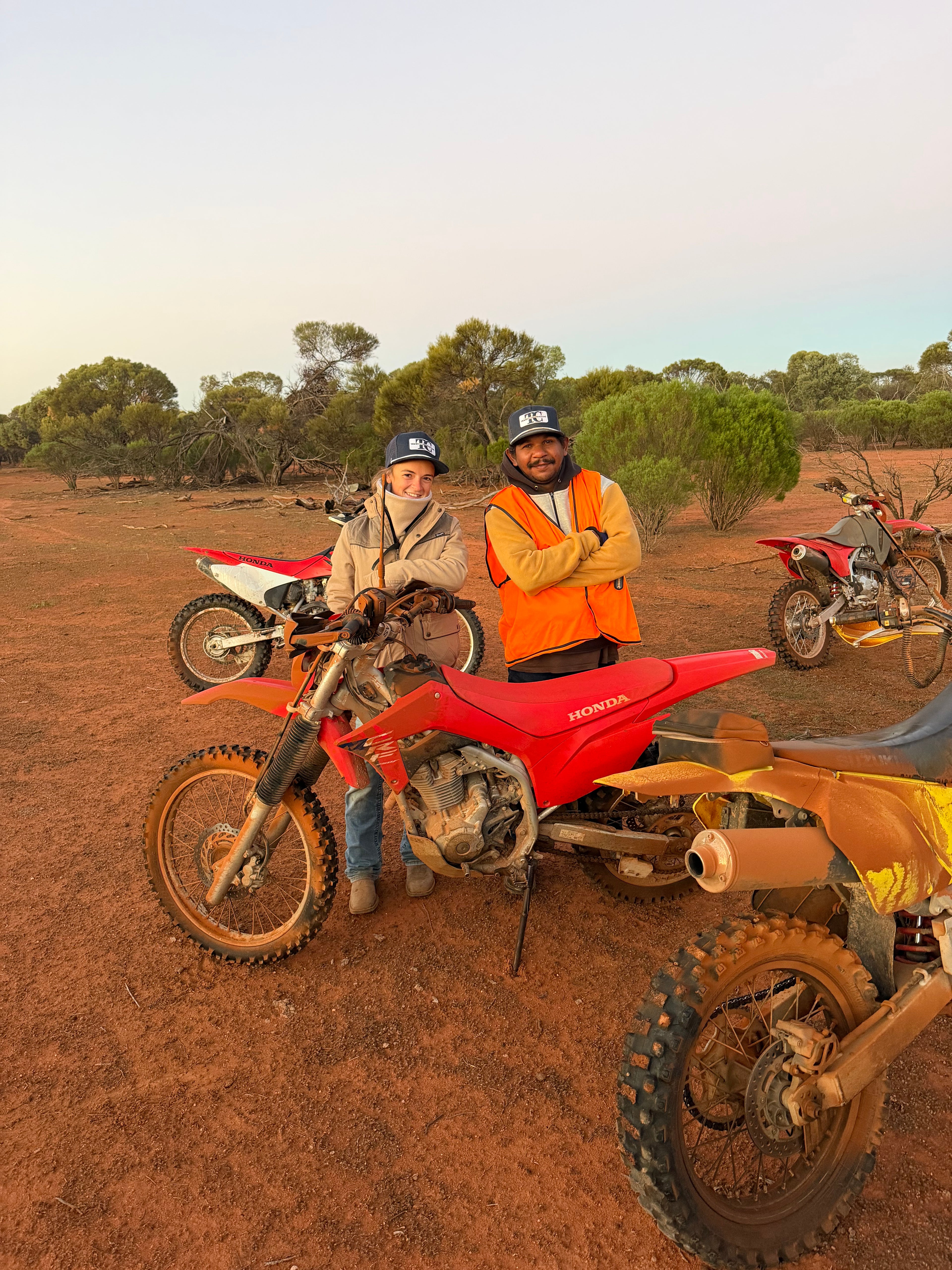 ‘contractors collection’ riders hat